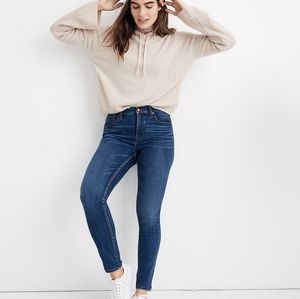 10" High-Rise Skinny Jeans Tarren Wash:THERMOLITE